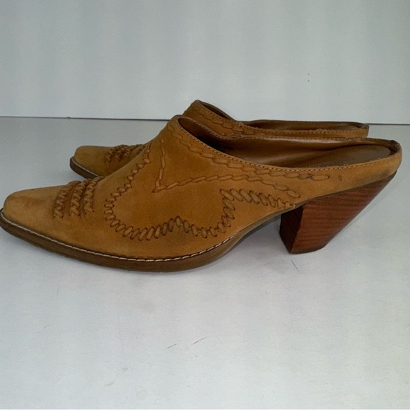 COLDWATER CREEK Western Suede Mules Clogs Size 8.5 - Picture 7 of 15